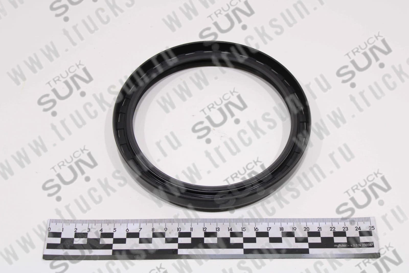 Сальник коленвала RR F20C HINO PROFIA - 135*165*14*20,5