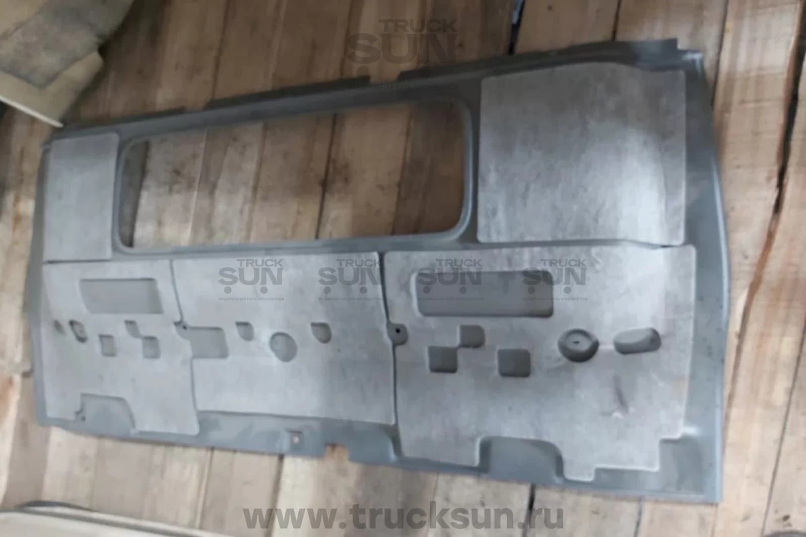 Панель кабины RR HINO300 (64271-37591-B0) обшивка б/у