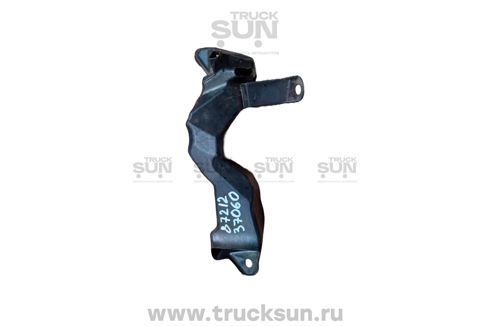 Патрубок воздуховода HINO300 евро4 (87212-37060) б/у, изображение 1 из 4