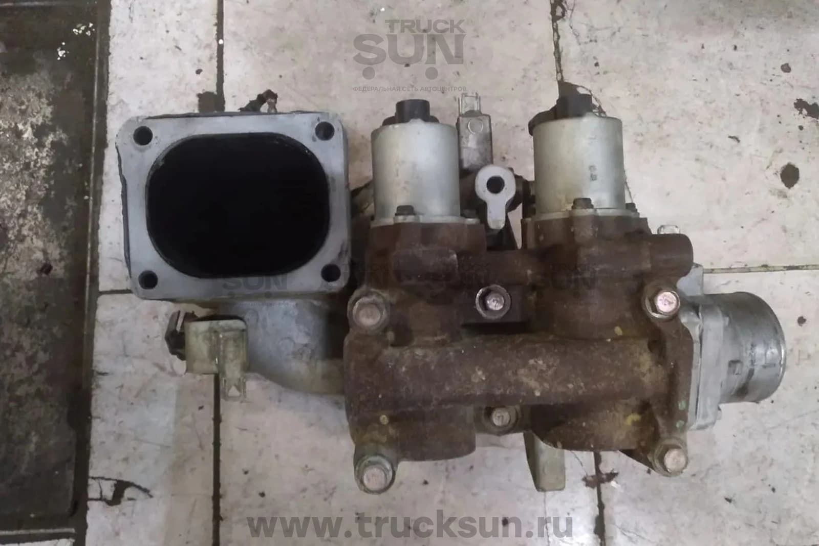 Клапан EGR HINO500 евро4 (25620-E0052)Б/У, изображение 1 из 2