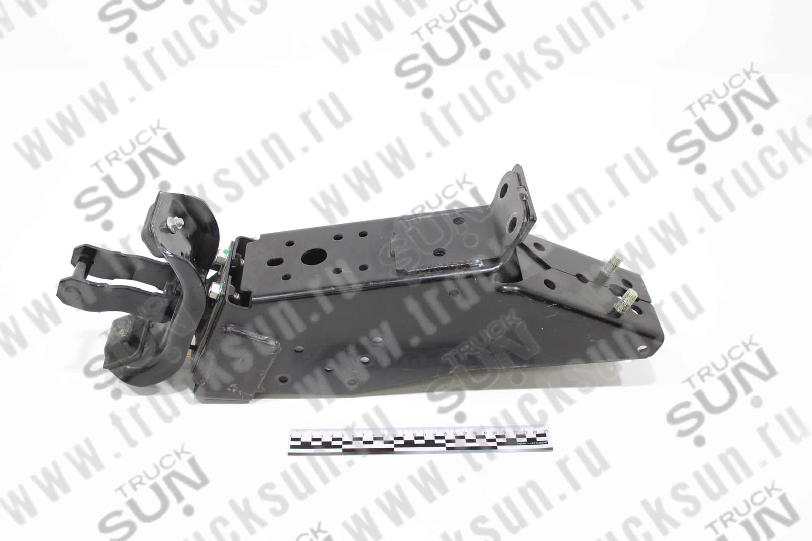 Опора кабины RR RH NQR90, изображение 2 из 3
