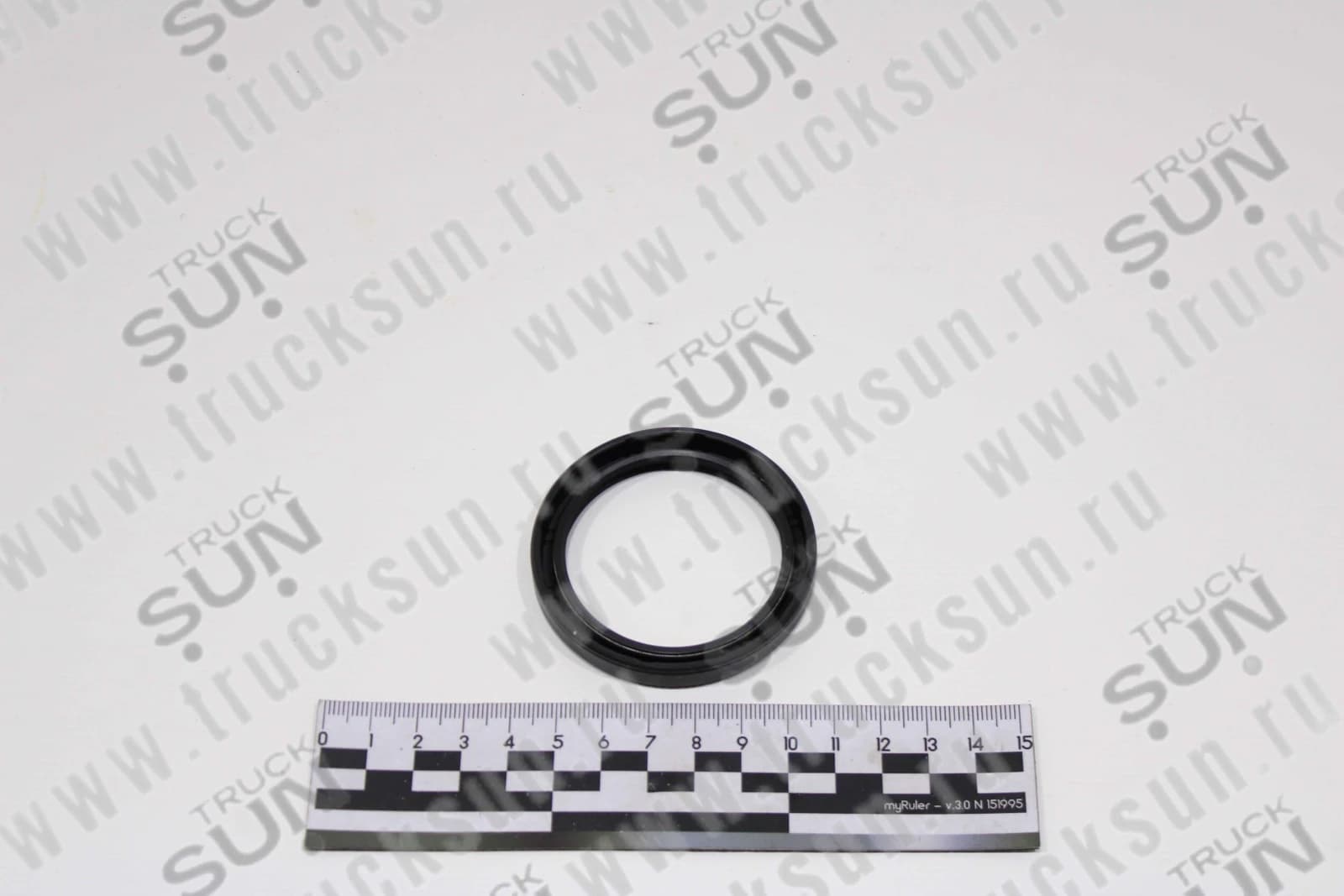 Сальник КПП RR HINO300 евро4 (SU002-00154) такой же как NQR75 (8972535521)