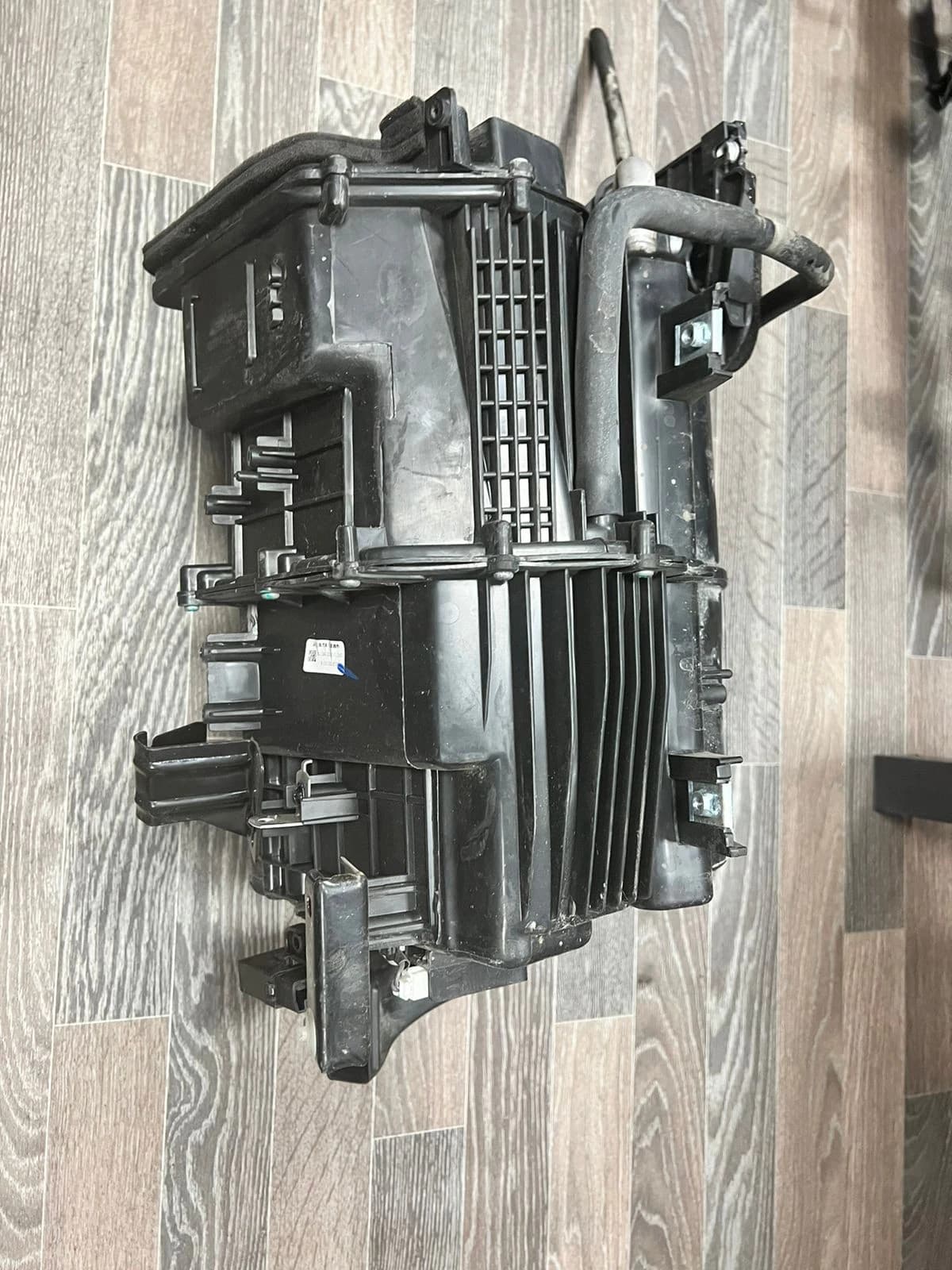Отопитель в сборе JAC N75/80/90 (8100100LE010) с радиатором б/у