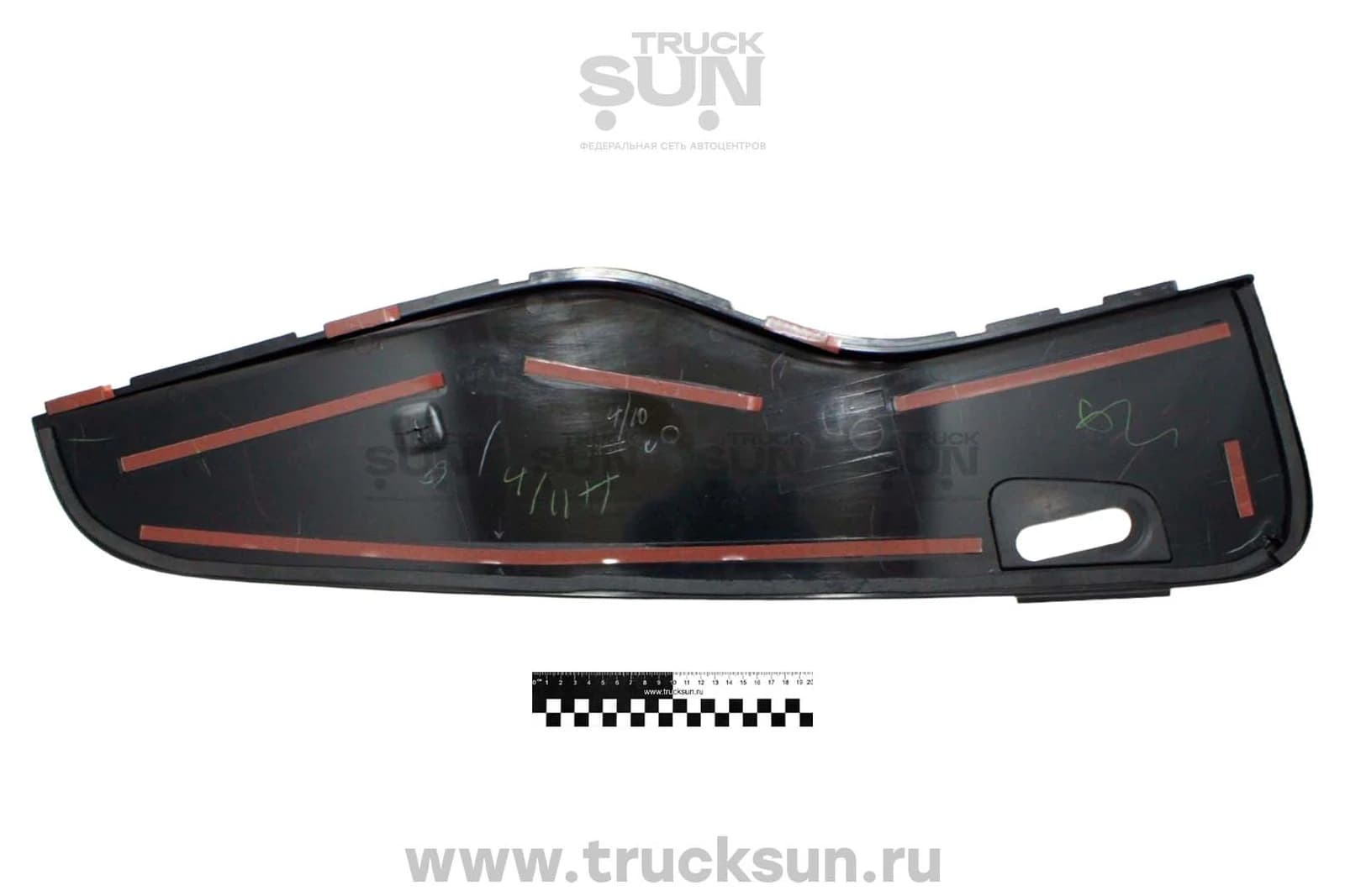 Накладка двери кабины верхняя LH CYZ52, изображение 2 из 2