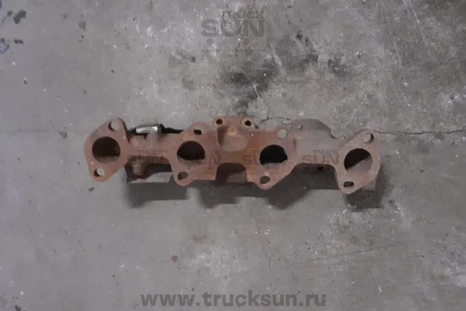 Выпускной коллектор HINO300 Евро4 б/у, изображение 1 из 2