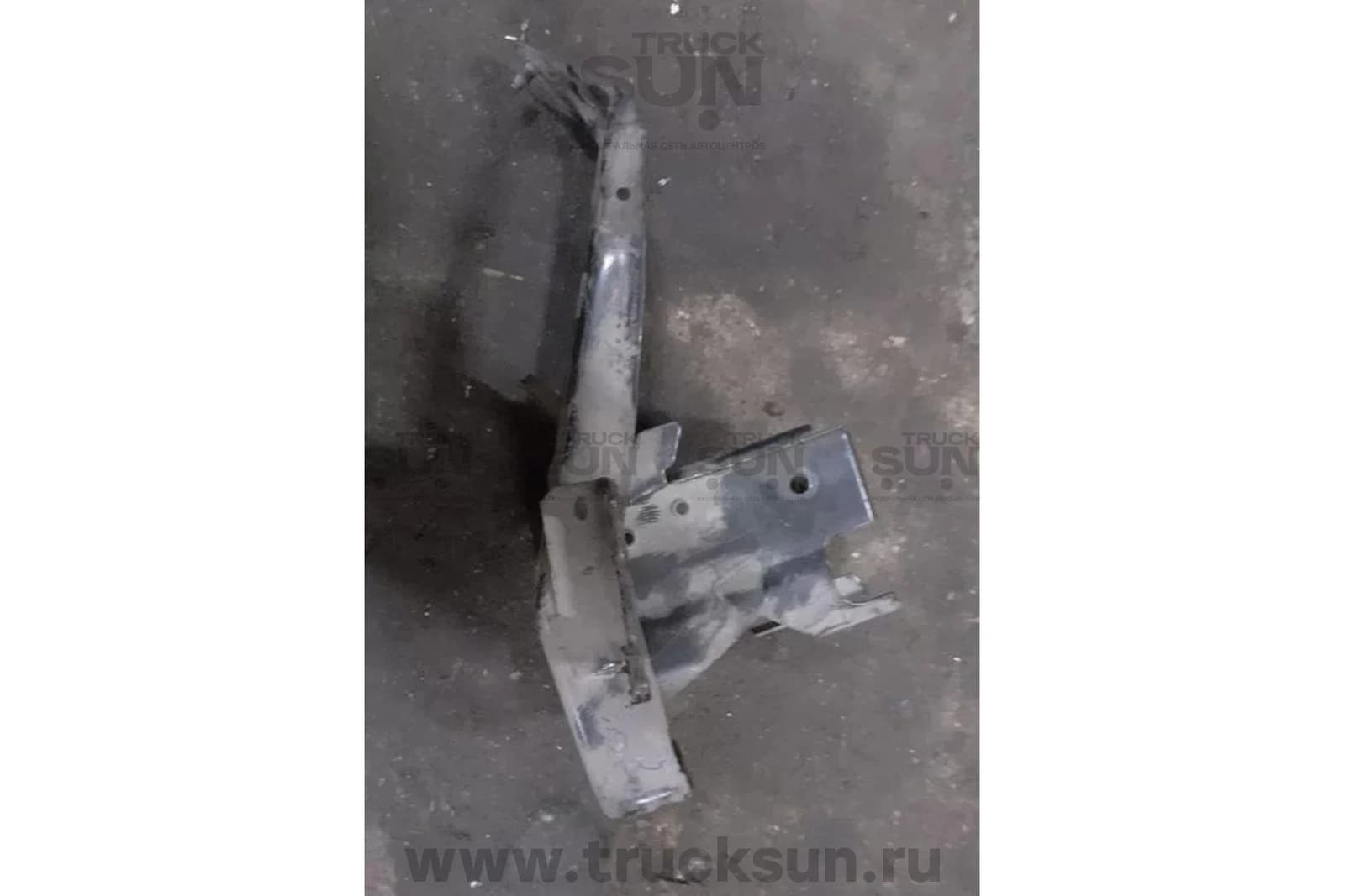 Кронштейн педали сцепления NQR71/75 (8980306460) Б/У, изображение 3 из 3