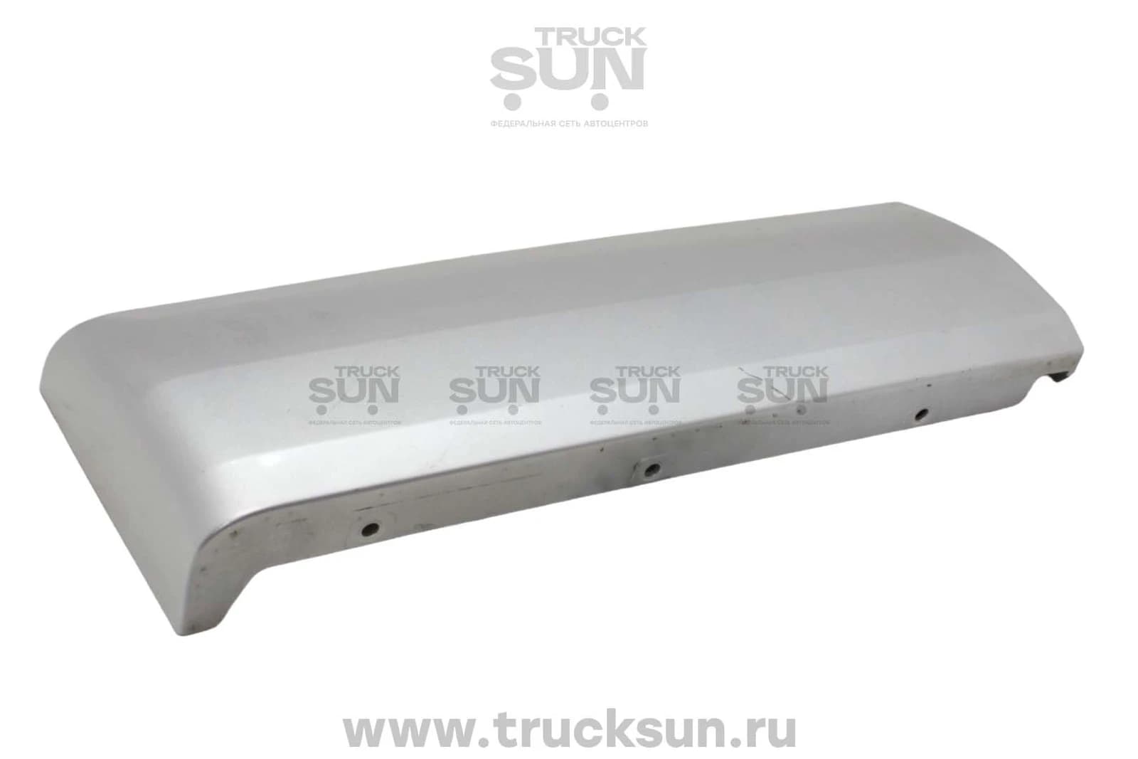 Накладка кабины боковая RH FVR34 белая, изображение 1 из 2