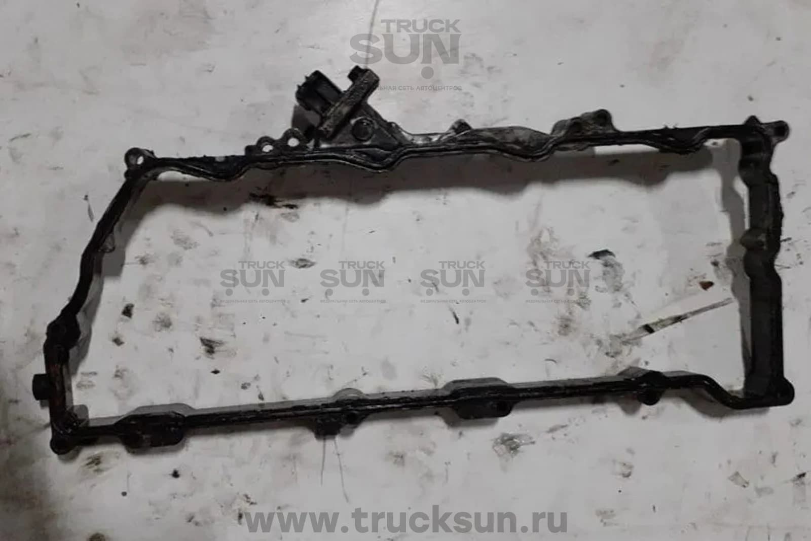 Проставка клапанной крышки ГБЦ 4HK1 NPR75/NQR90/FSR коромысел, изображение 2 из 2