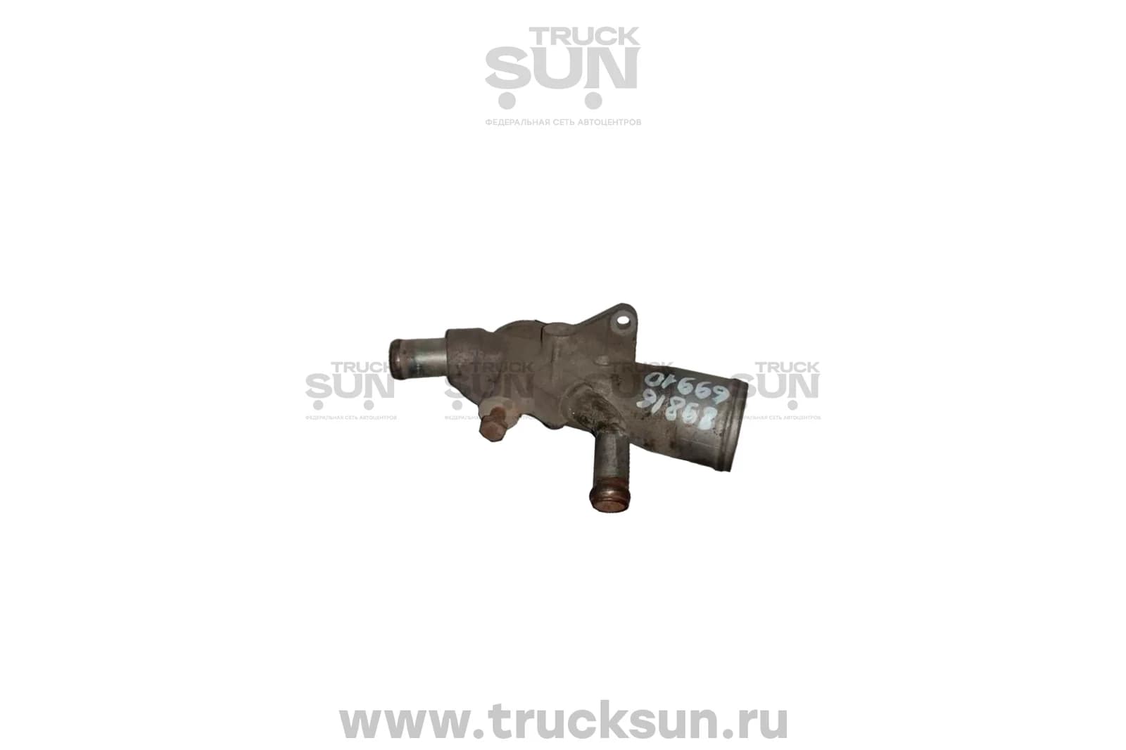 Тройник системы охлаждения двигателя 4НК1 NPR75 (8981669910) Б/У, изображение 3 из 3