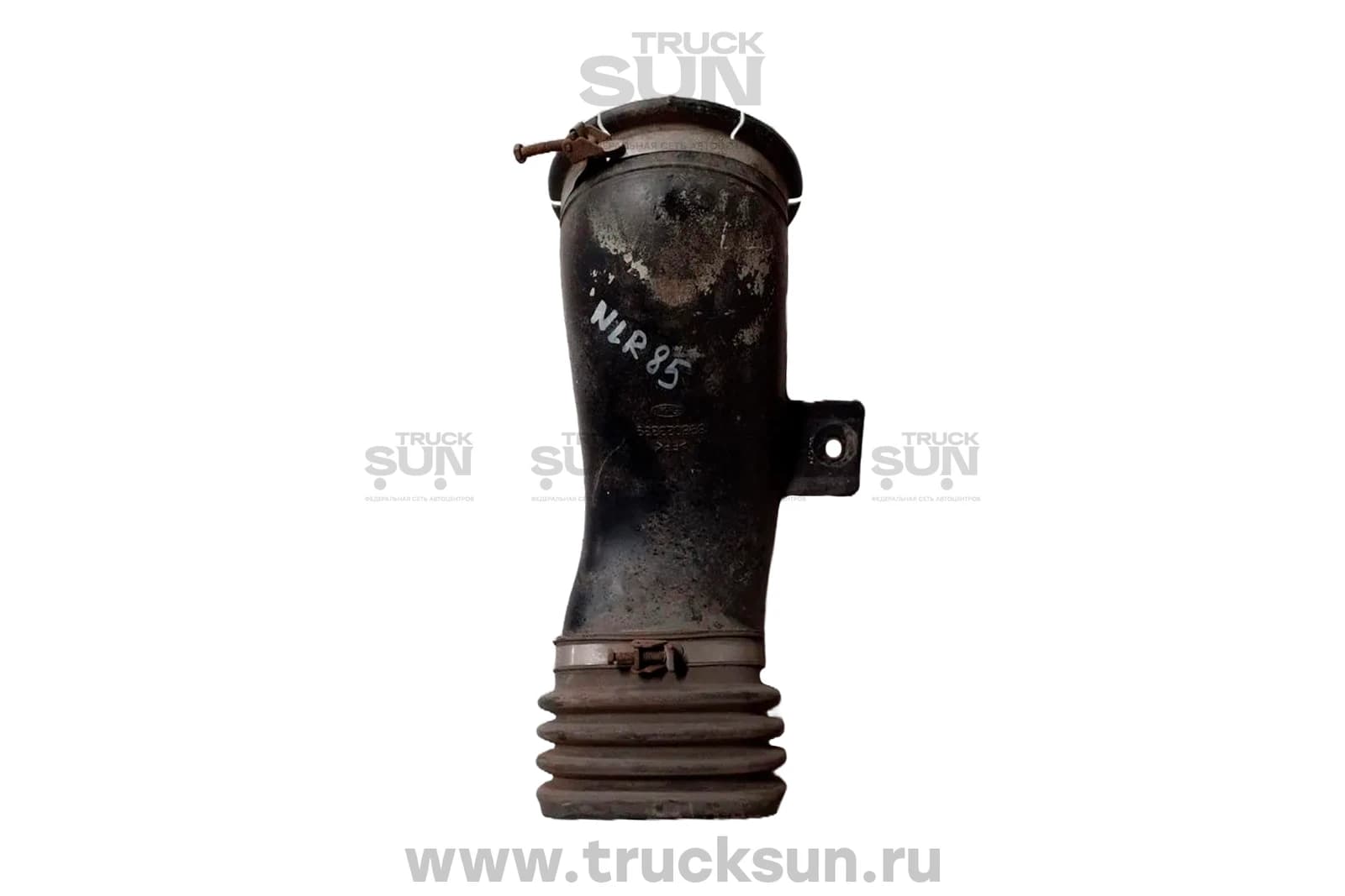 Воздухозаборник нижний 4JJ1T NLR85/NMR85 Б/У, изображение 2 из 2