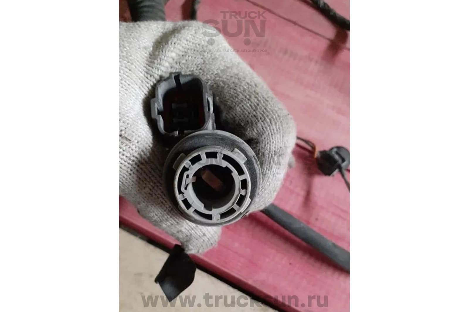 Проводка двери кабины NPR75 (8980710813) Б/У, изображение 2 из 5