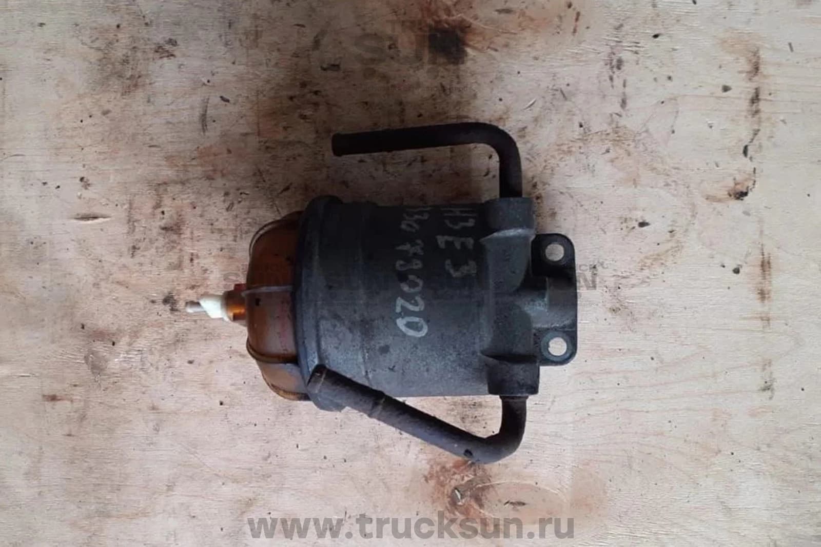 Кронштейн фильтра топливного груб.оч. HINO300 евро3 (23330-78020) б/у, изображение 3 из 3