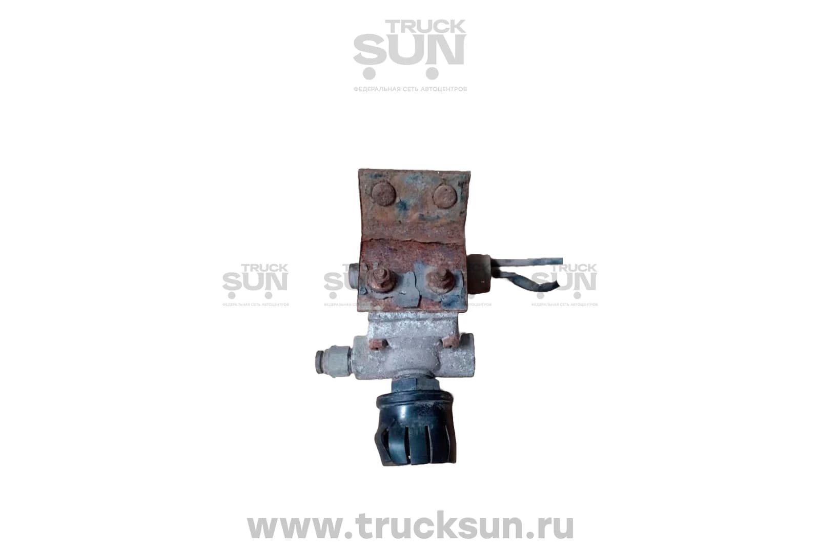 Клапан пневмосистемы тормозов D6GA HD120 Б/У, изображение 3 из 3