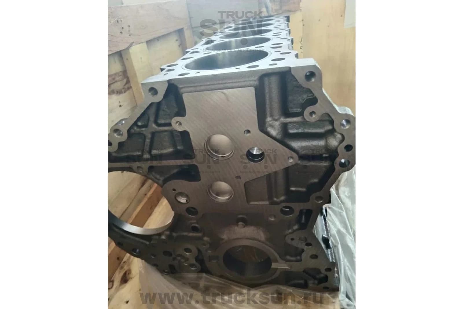 Блок цилиндров 6HK1 Euro 5 FVR34/FSR34, изображение 2 из 3