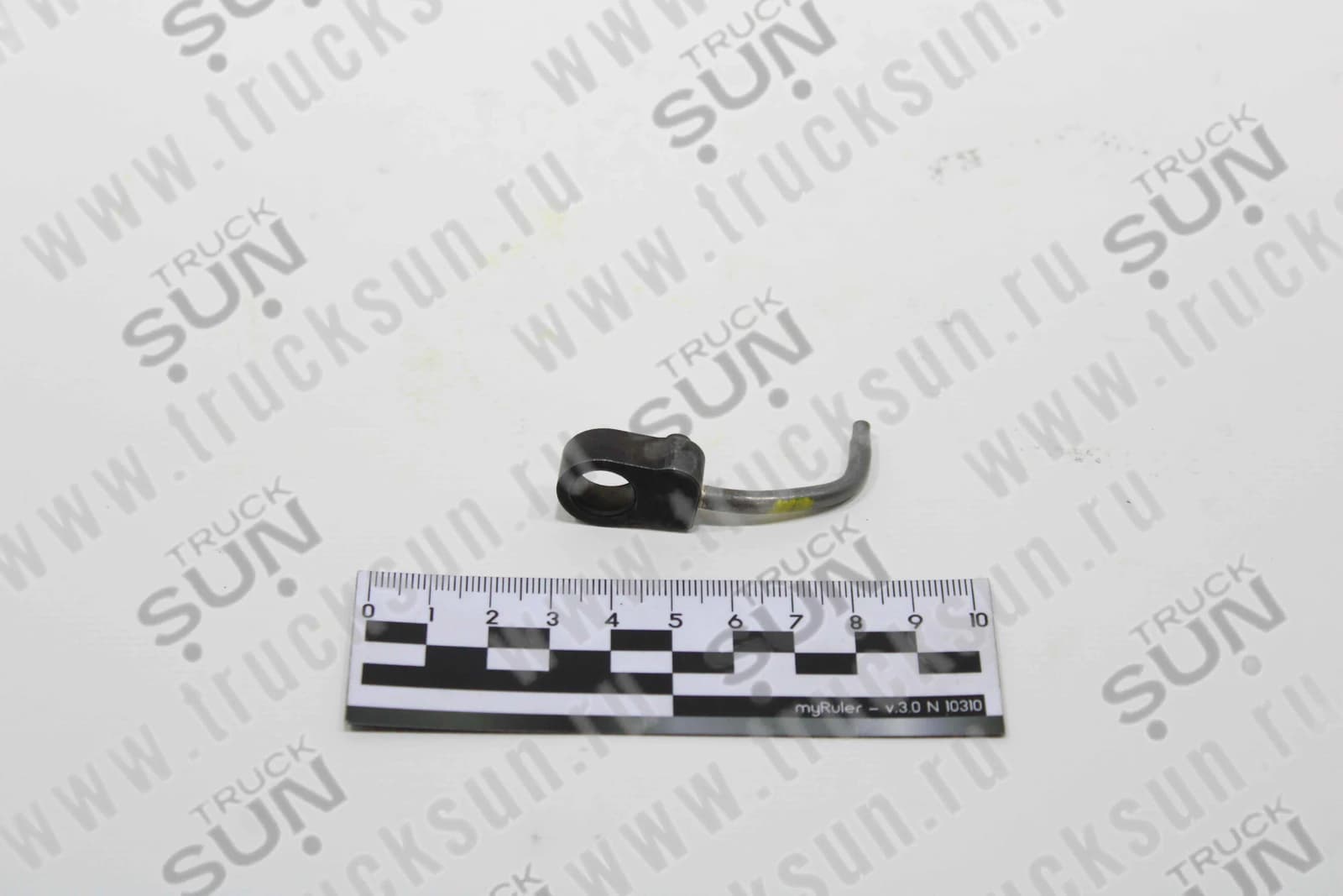 Форсунка блока цилиндров 4HK1/6HK1 NQR75/FVR34, изображение 1 из 3