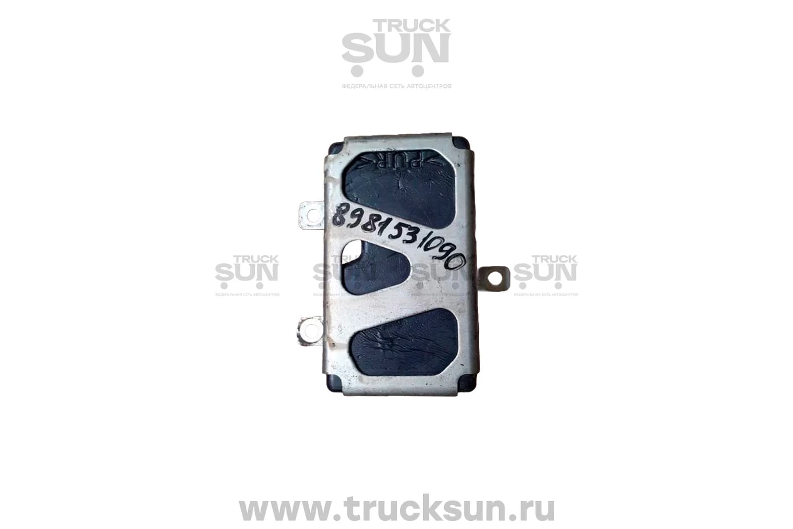 Крышка защитная трубки вентиляции картерных газов 4HK1 NPR75 (8981531090) Б/У, изображение 1 из 2