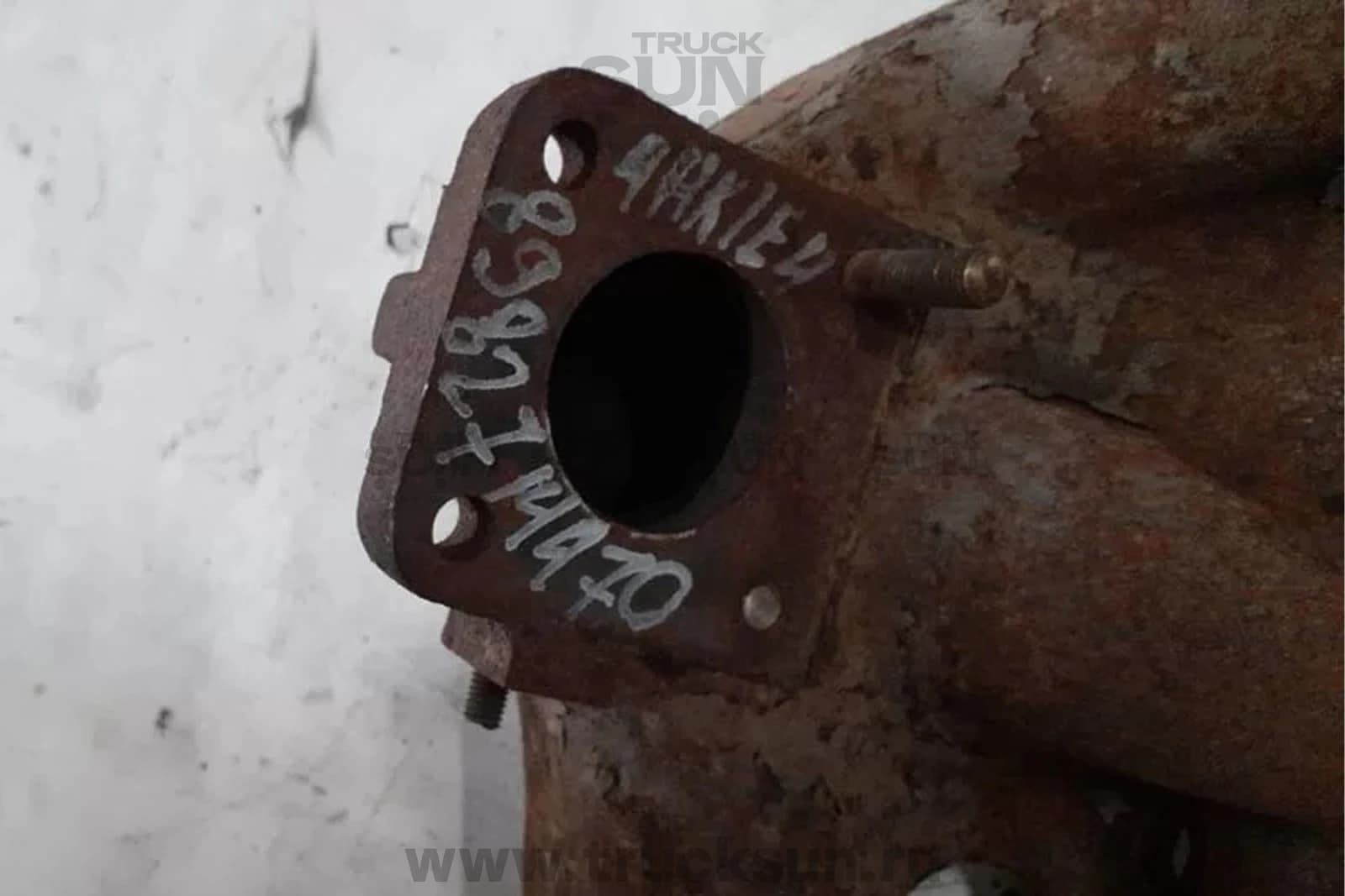 Выпускной коллектор 4HK1T NPR/NQR/FSR Б/У, изображение 3 из 3