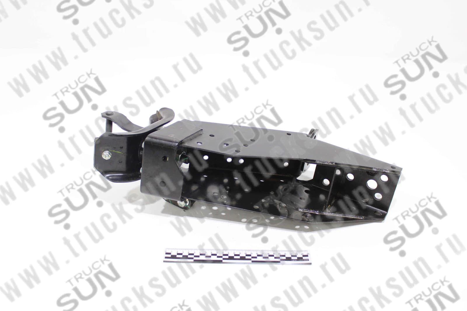 Опора кабины RR RH NQR90, изображение 3 из 3