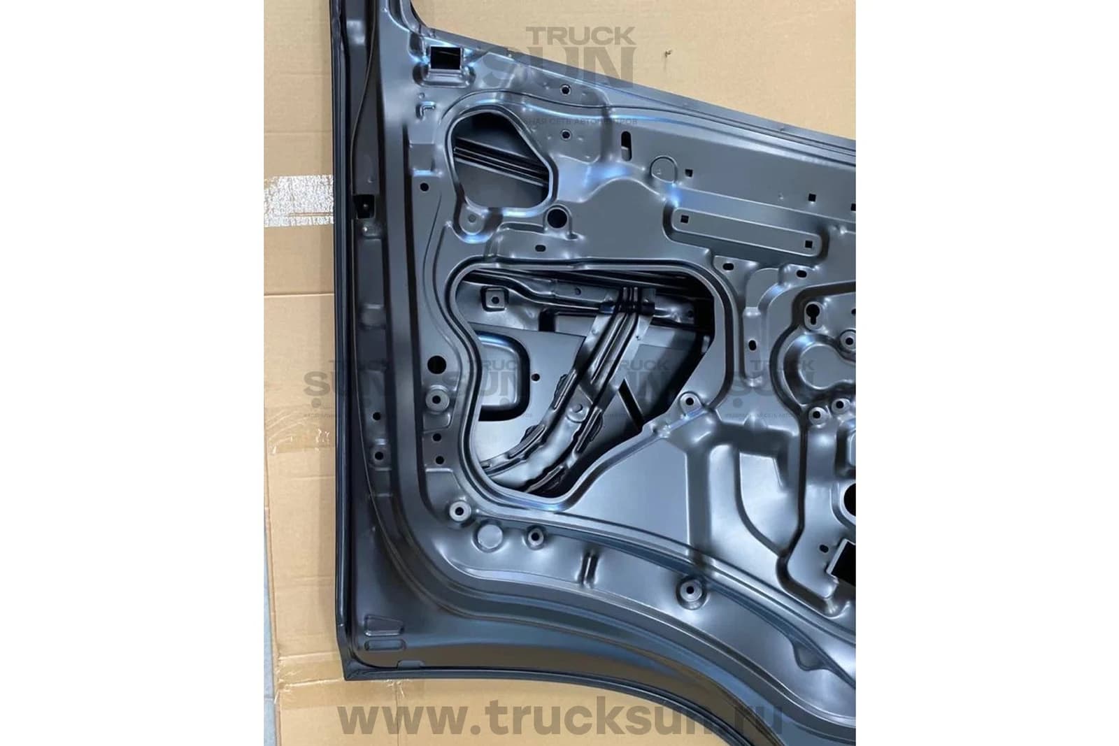Дверь LH HINO500, изображение 2 из 9