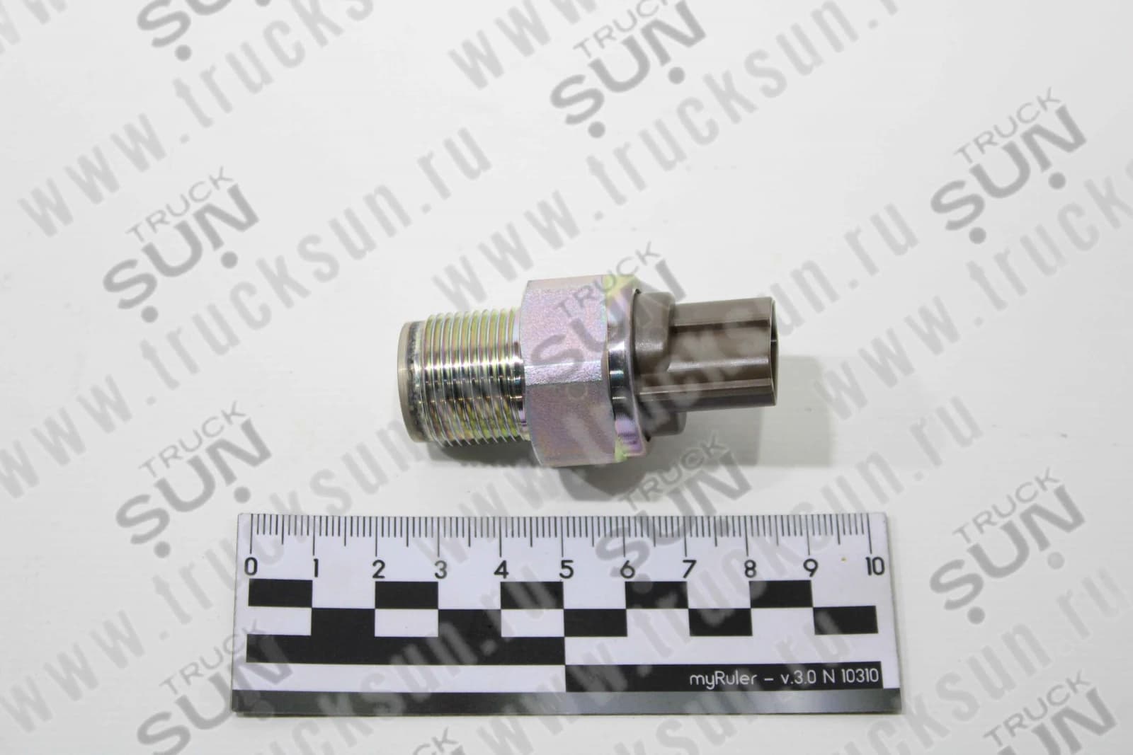 Датчик давления топлива в рампе 4HG1/4HK1/4JJ1 NQR71/75/90/NLR85/NPR75