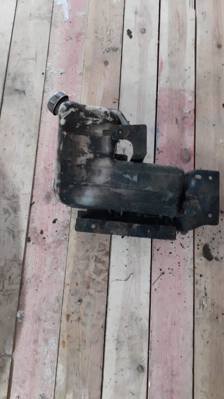 Бачок расширительный 4HG1/4HK1 NQR71/75 Б/У