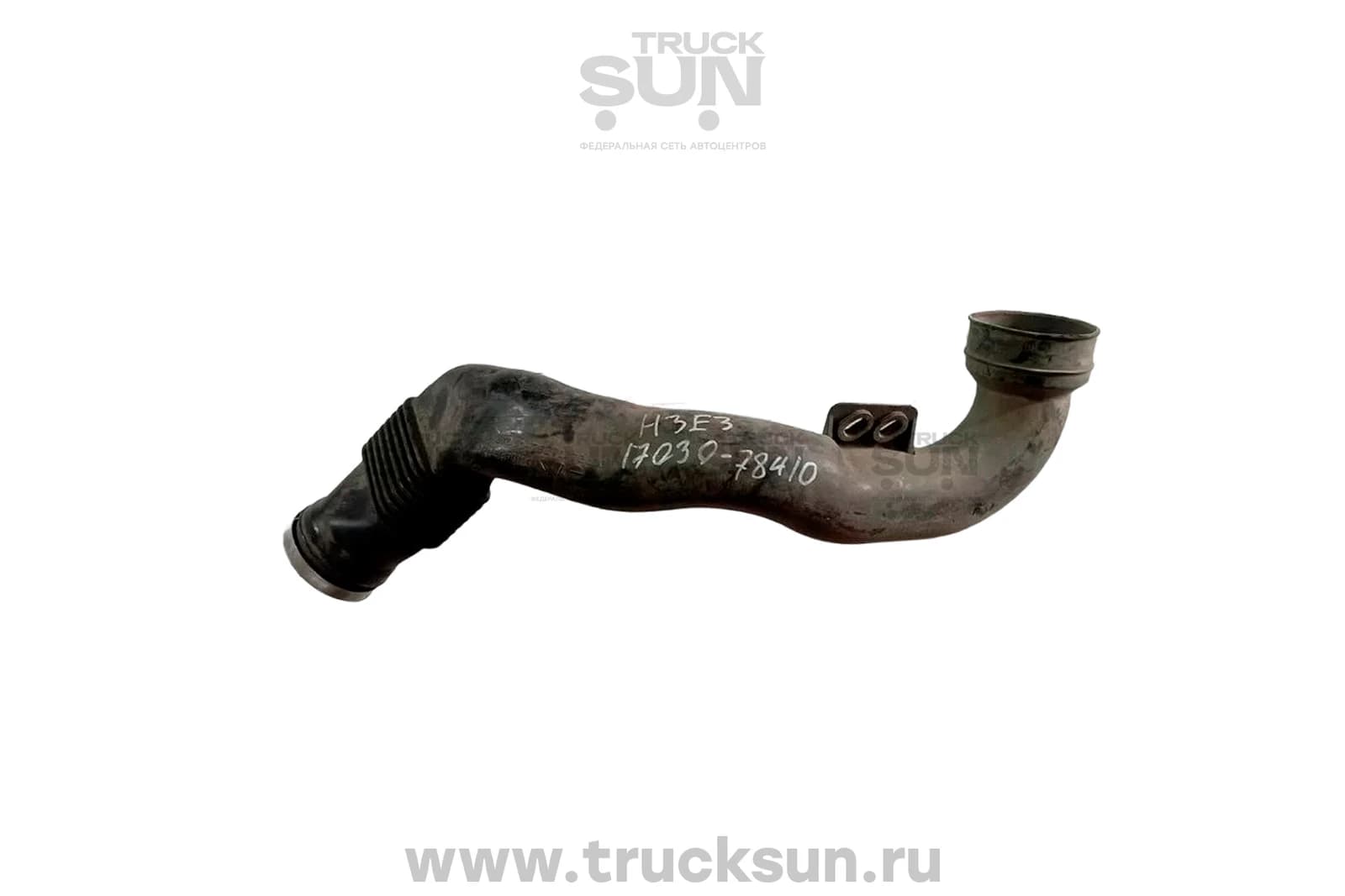 Патрубок воздушного фильтра от корпуса до турбины HINO300 евро3 (17030-78410) б/у