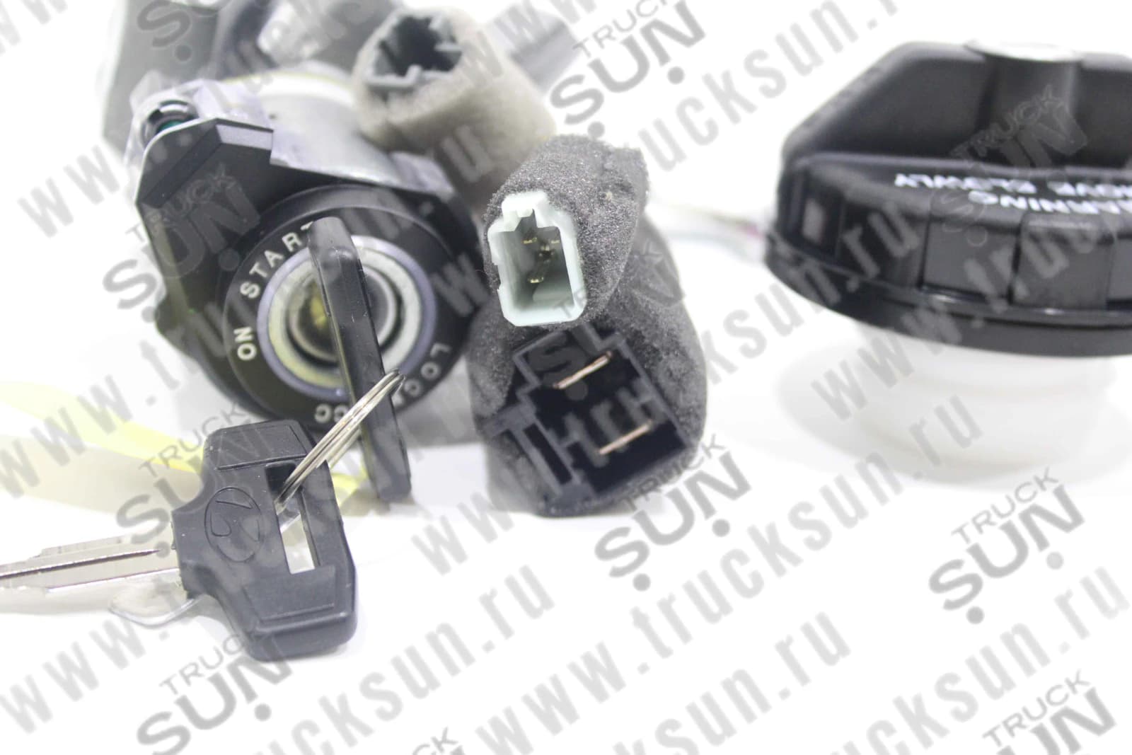 Замок зажигания с личинками, с крышкой бензобака HD120 (81901-7C020), изображение 3 из 4
