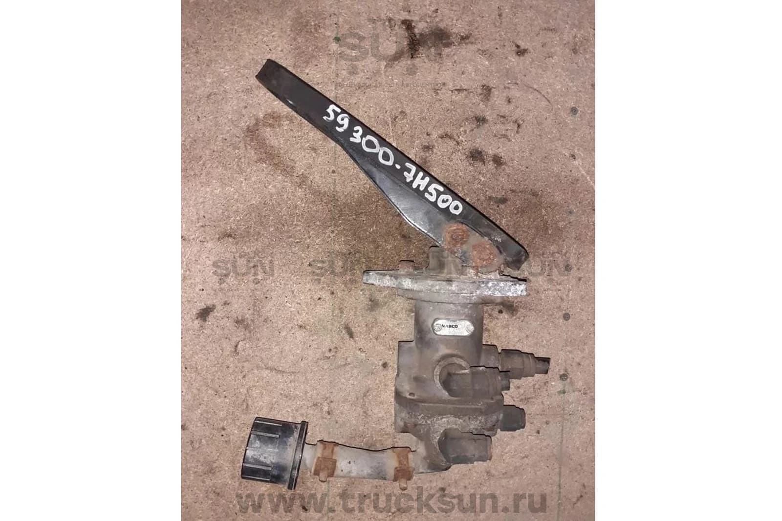 Педаль тормоза D6GA HD120 Б/У
