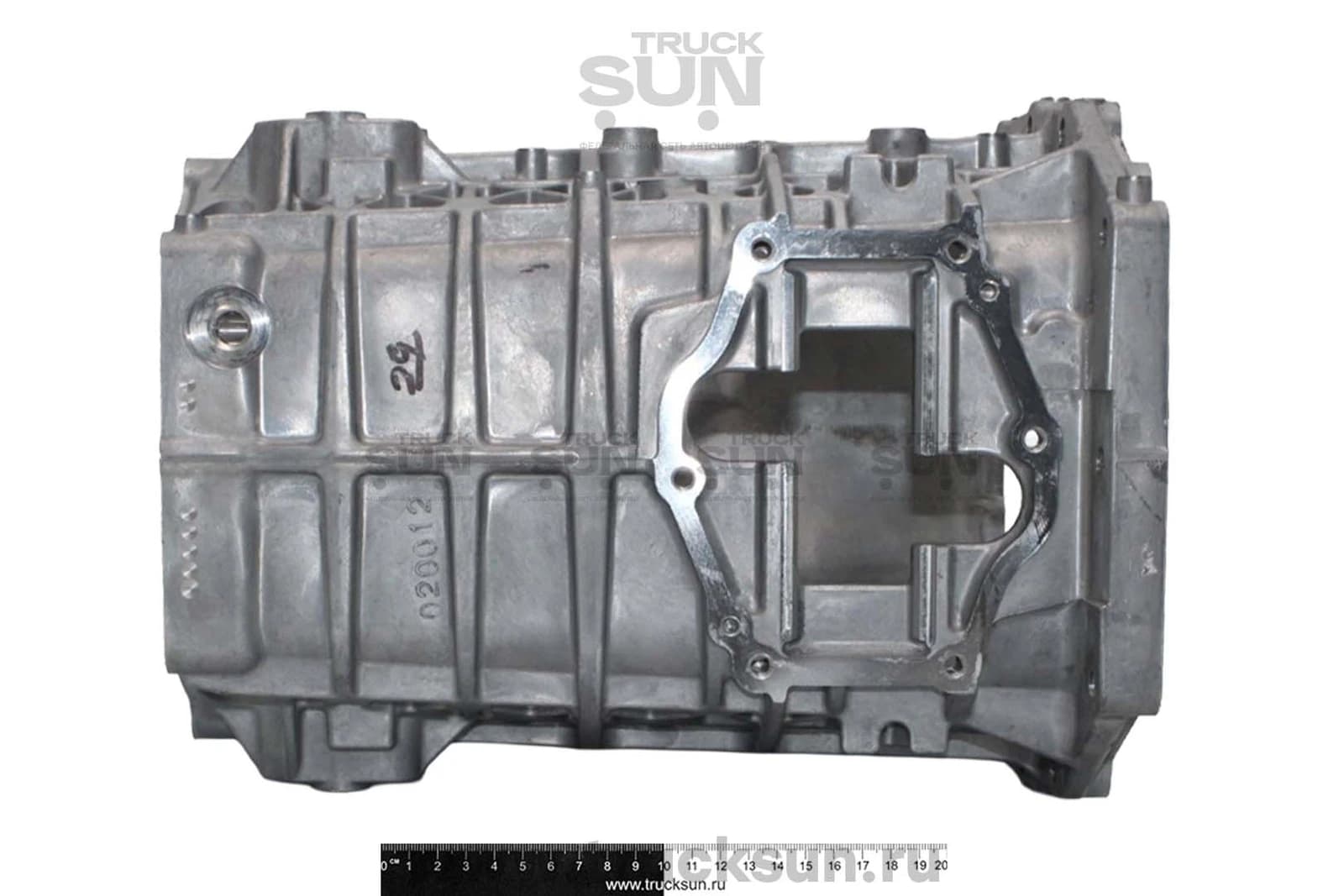 Корпус КПП средняя часть MYY5T NQR71/75, изображение 2 из 5