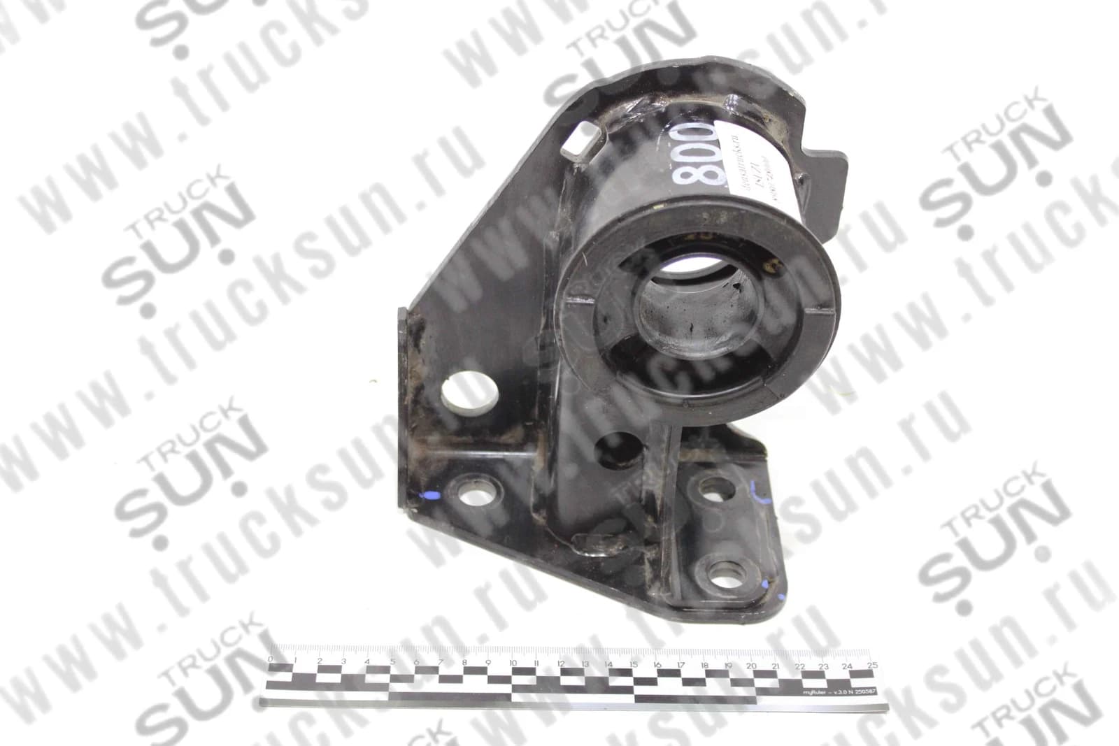 Кронштейн опрокидывания кабины LH NPR75/NQR90 (8980748000,8980748002) новое,оригинал,без упаковки