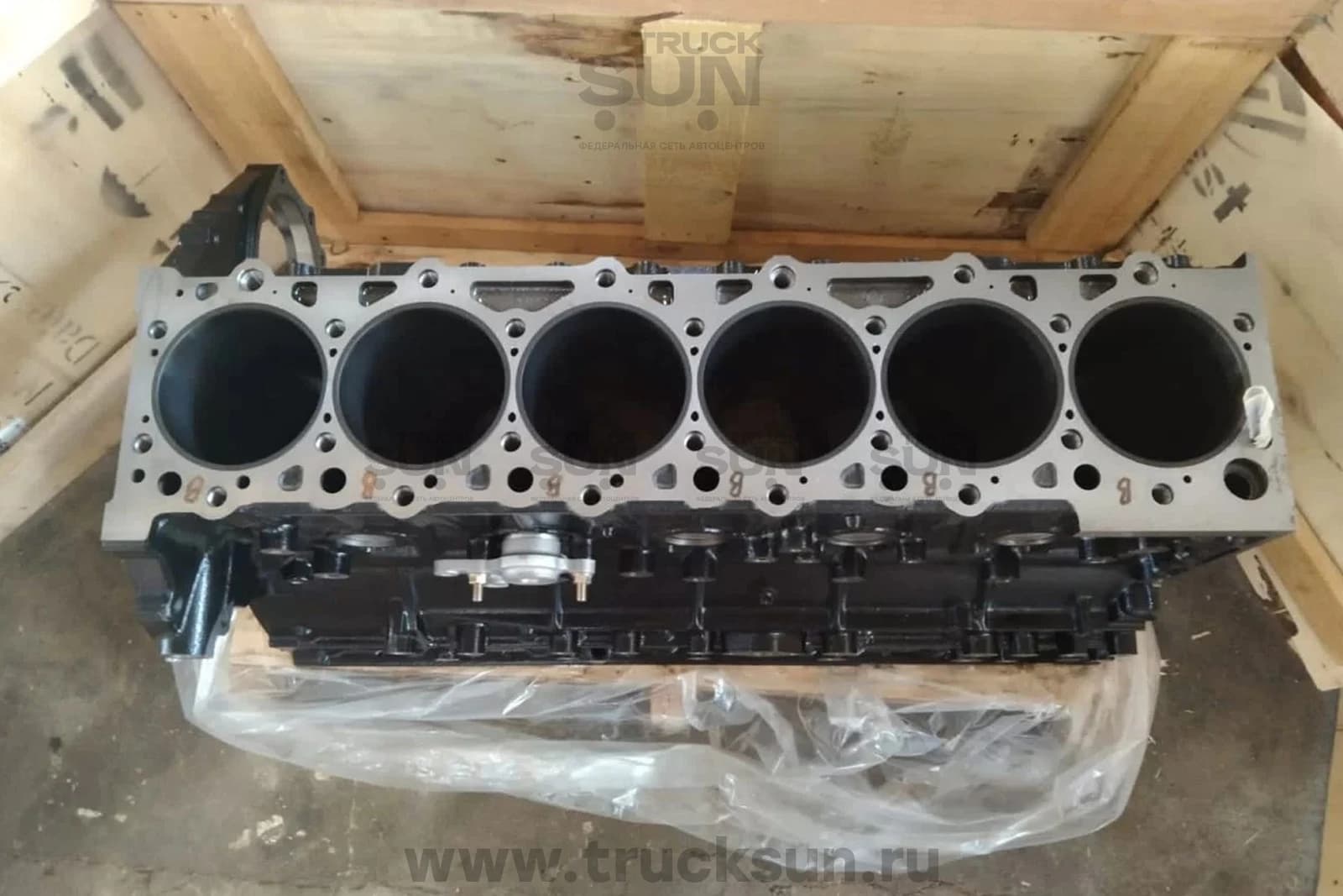 Блок цилиндров 6HK1 Euro 5 FVR34/FSR34, изображение 1 из 3