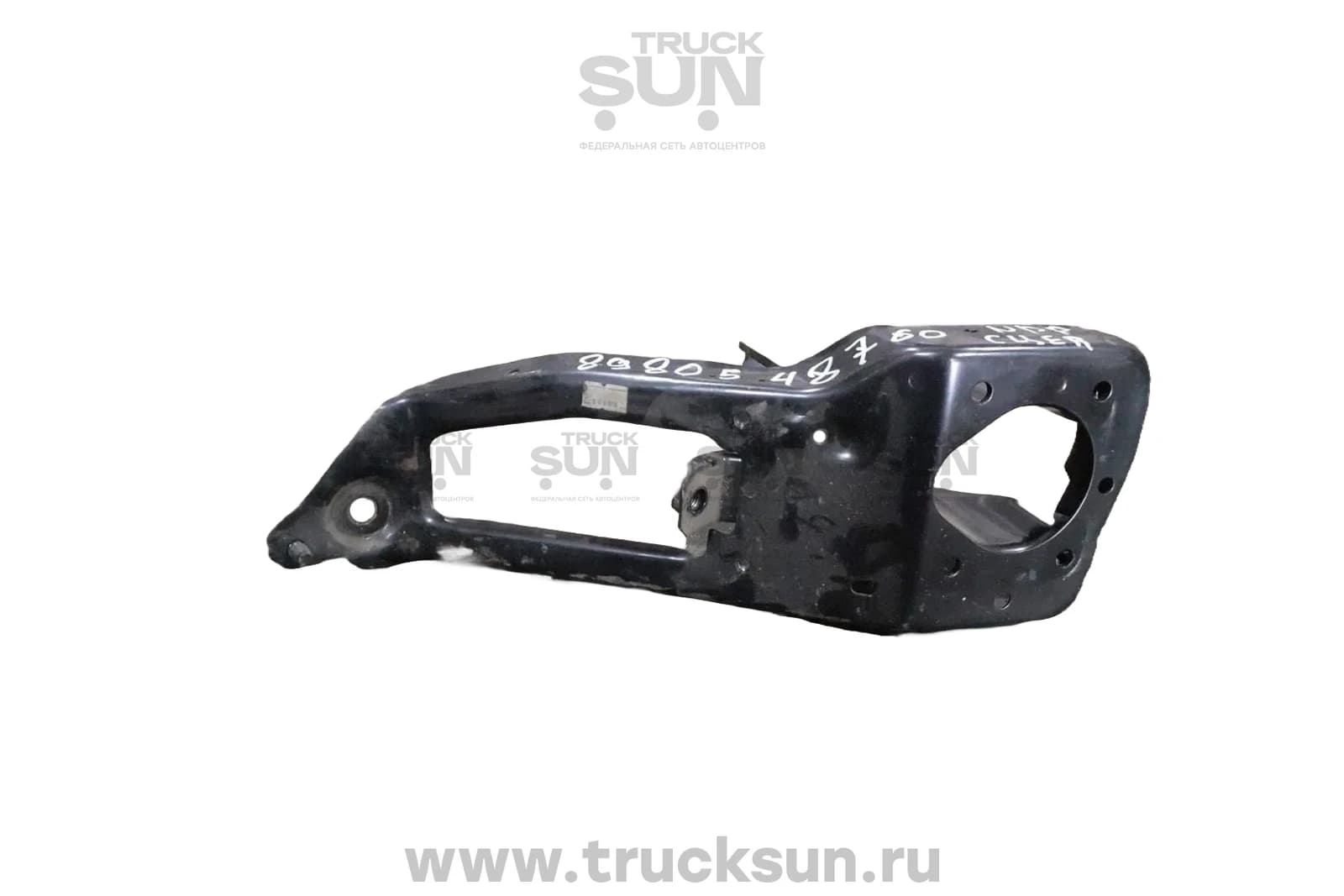Кронштейн педали сцепления ISUZU NPR75/NQR90 Б/У, изображение 3 из 3