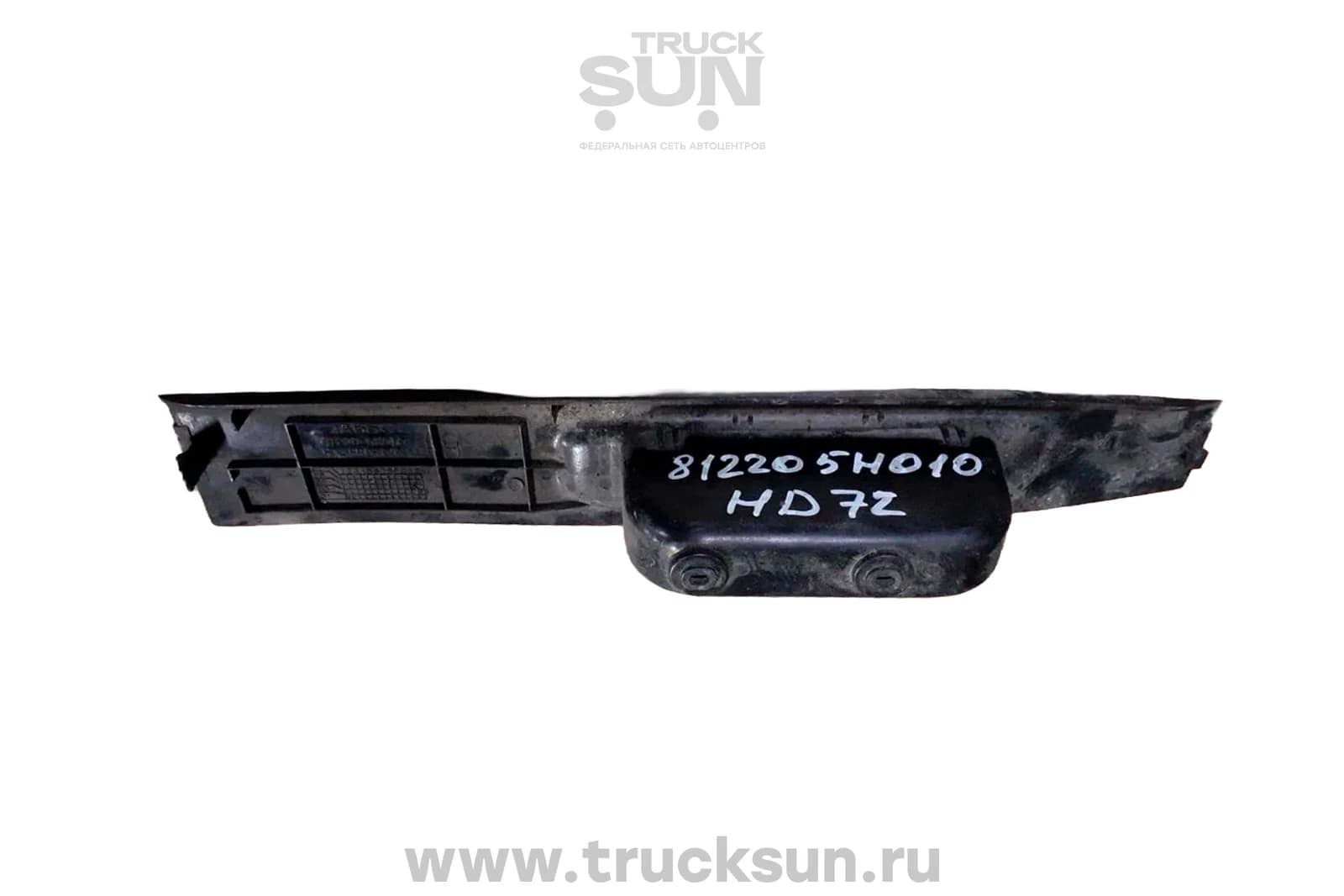 Лоток панели двери внутр. RH HD72/78 (81220-5H010AX) ручной стеклопод.б/у