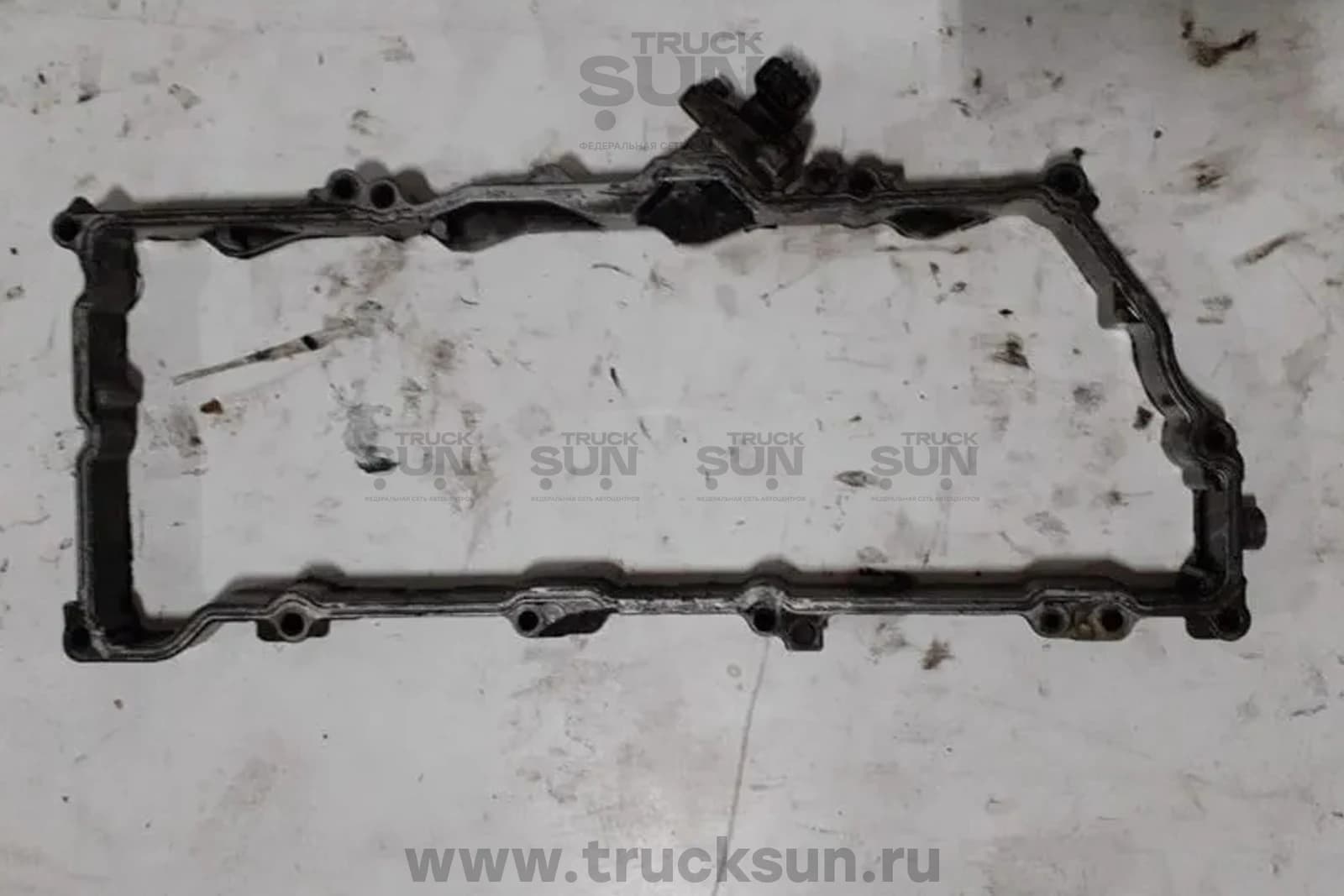 Проставка клапанной крышки ГБЦ 4HK1 NPR75/NQR90/FSR коромысел