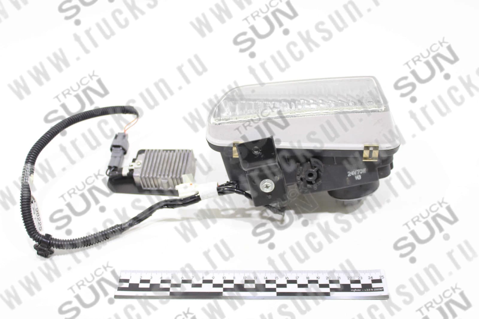 Фара противотуманная LH (с ходовым огнем) NLR85/NMR85/NPR75/NQR90/FSR90 EURO-5, изображение 3 из 3