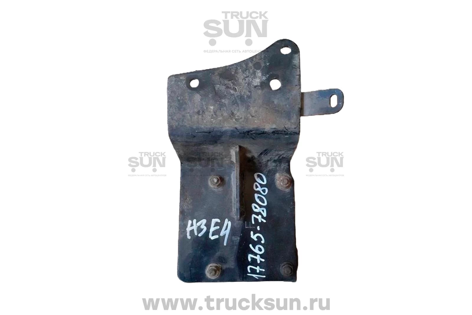 Кронштейн корпуса воздушного фильтра HINO300 евро4 (17765-78080) Б/У, изображение 1 из 2
