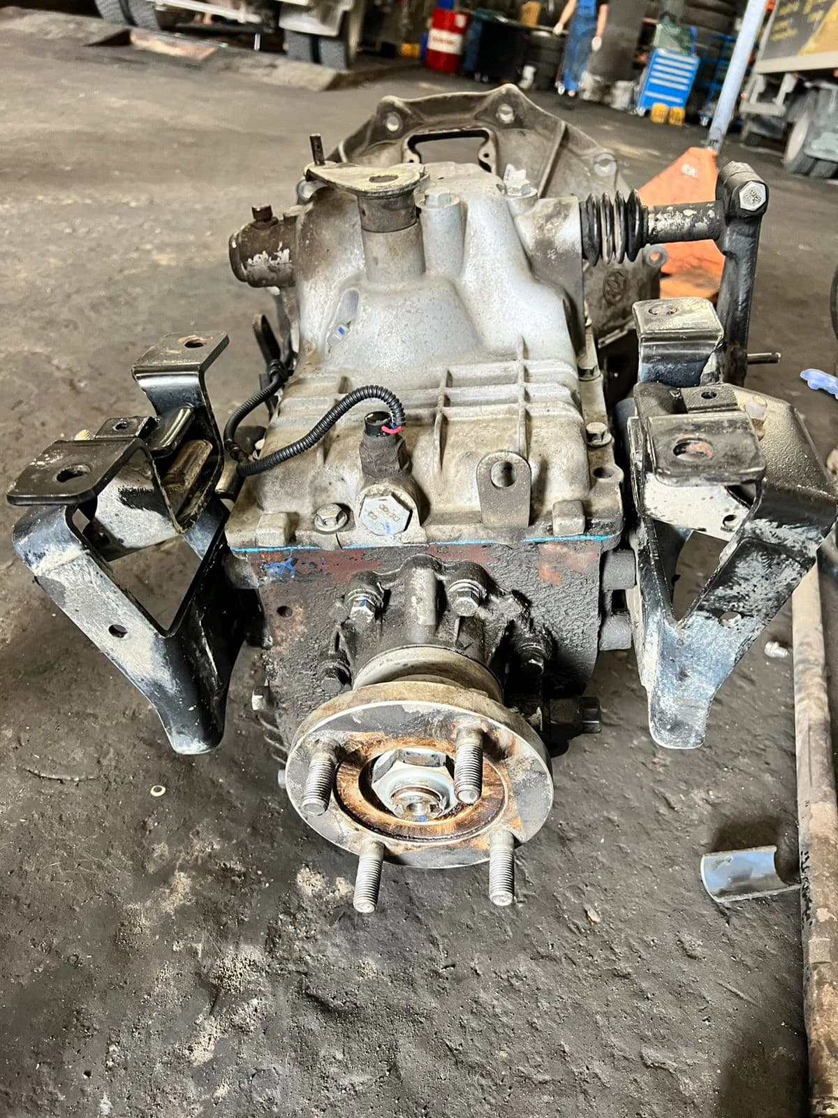 КПП-6 М/Т JAC N80/90 ISF3.8 Б/У, изображение 4 из 5