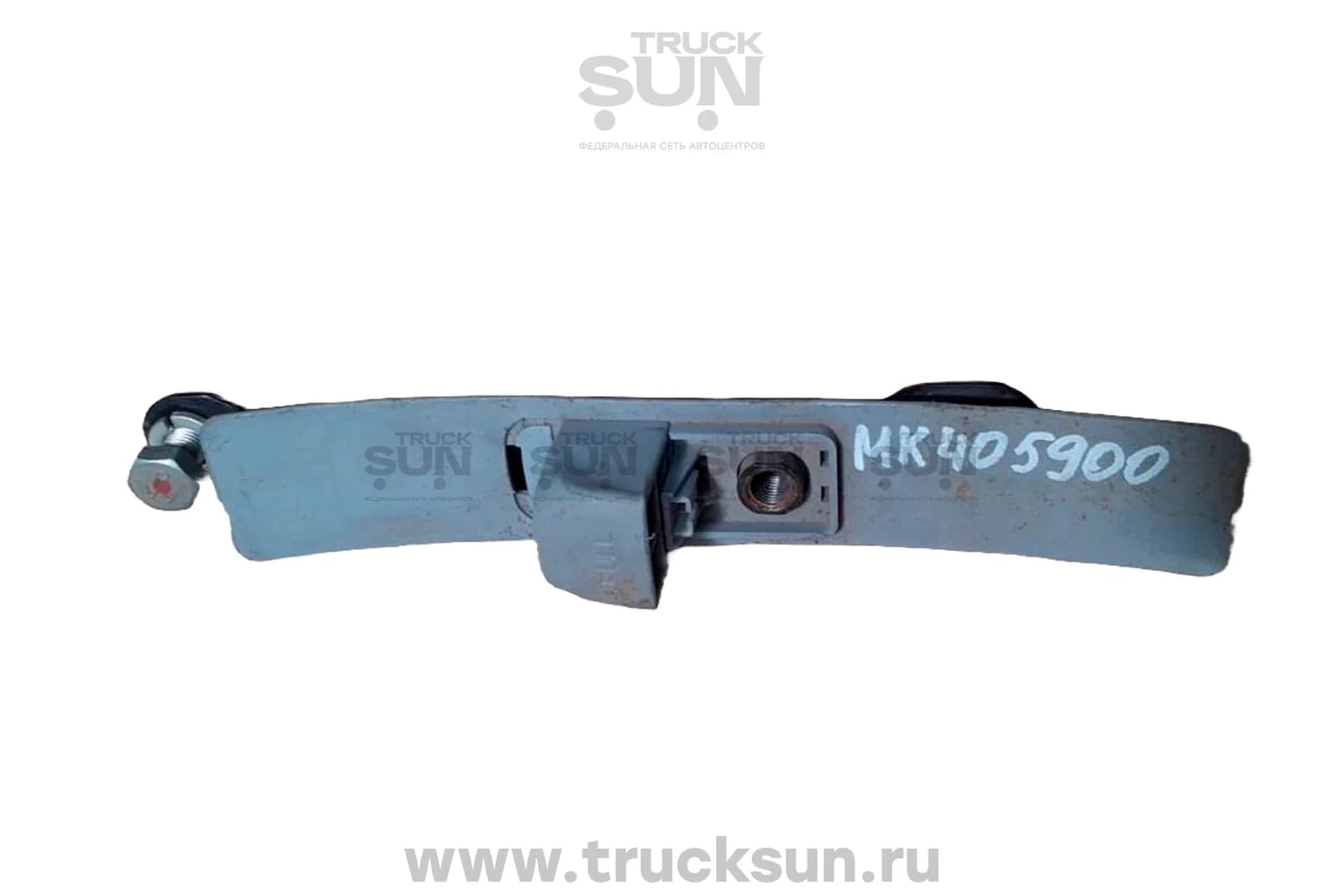 Накладка верхнего крепления ремня безопасности Fuso Canter (MK405900) б/у, изображение 2 из 2