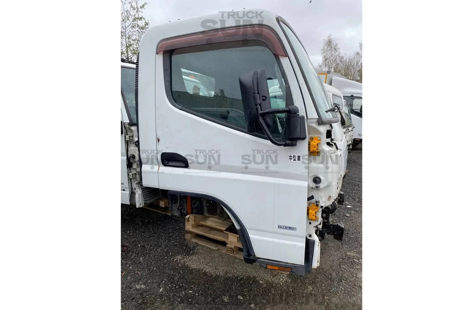 Кабина MMC FUSO CANTER евро5, изображение 1 из 8