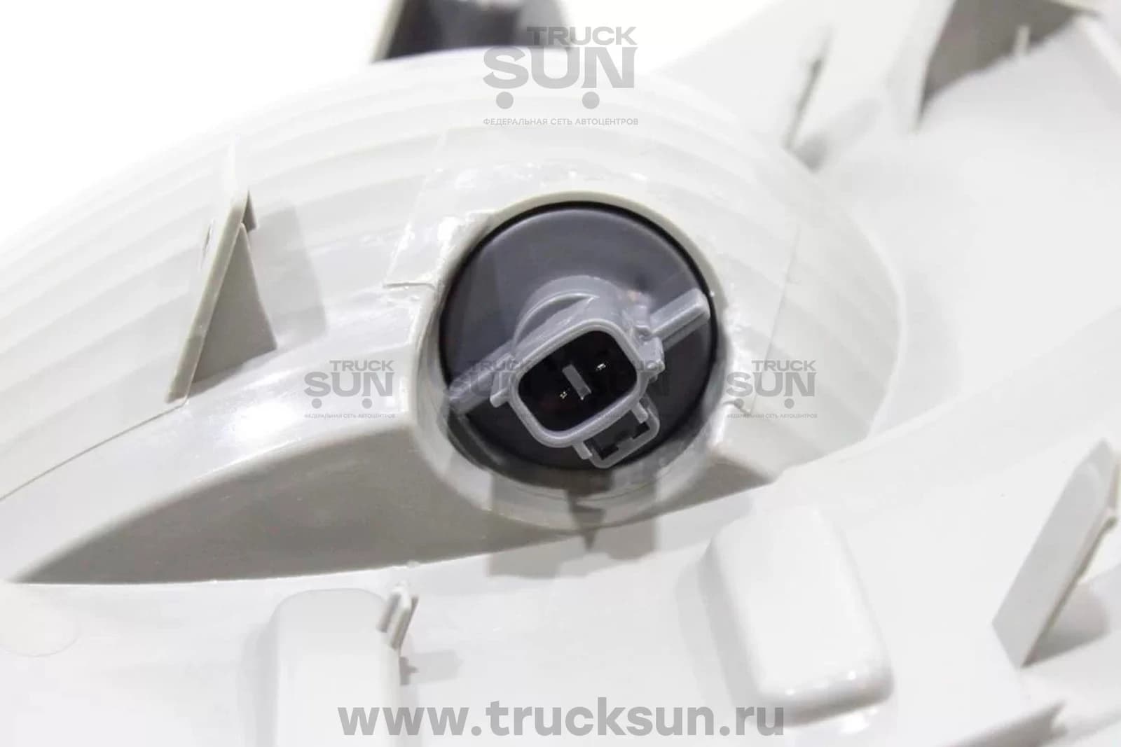 Поворотник LH NLR85/NMR85/NPR75/NQR90, изображение 3 из 3