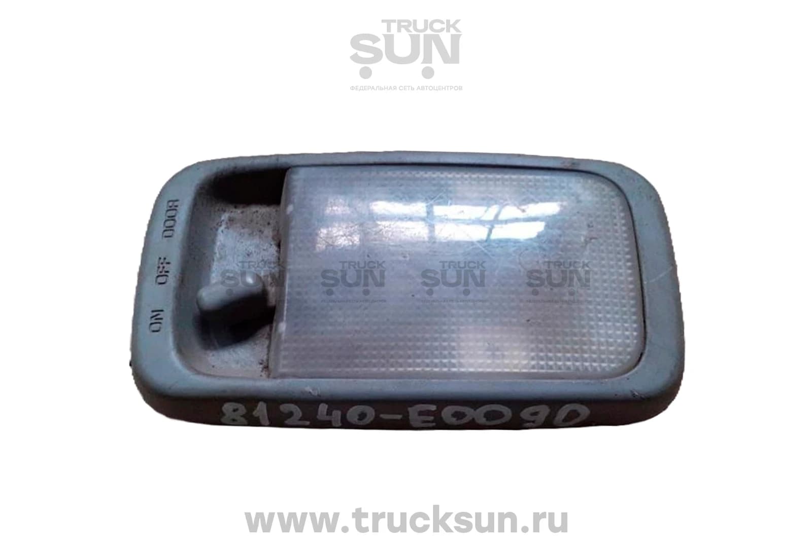 Фонарь салона HINO300 б/у