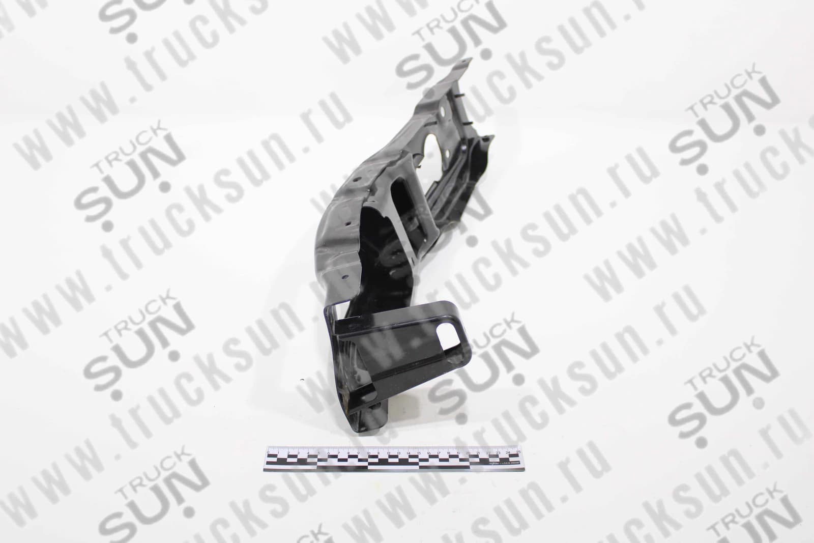 Усилитель бампера RH NPR75/NQR90, изображение 3 из 3