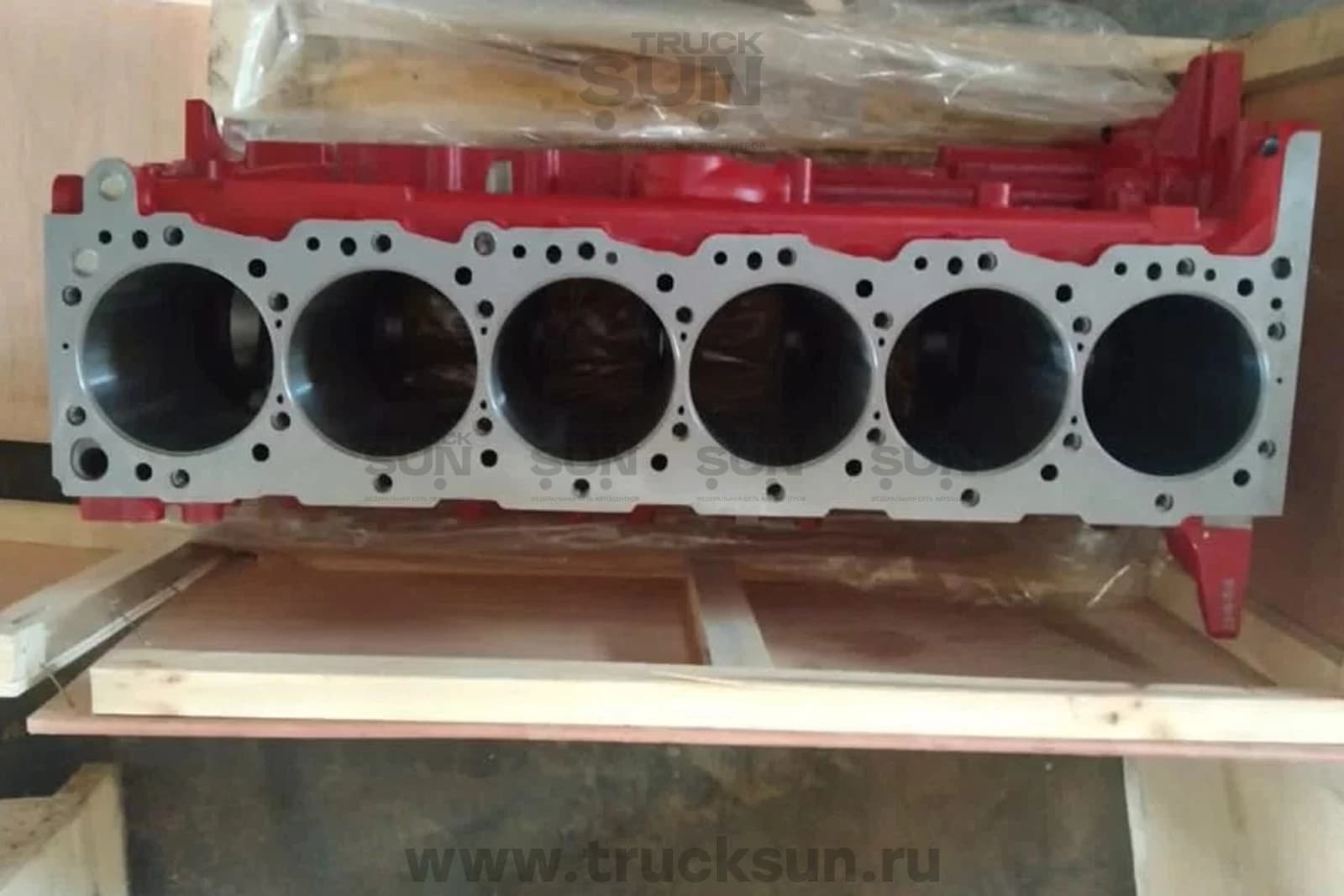 Блок цилиндров HINO500, изображение 1 из 3