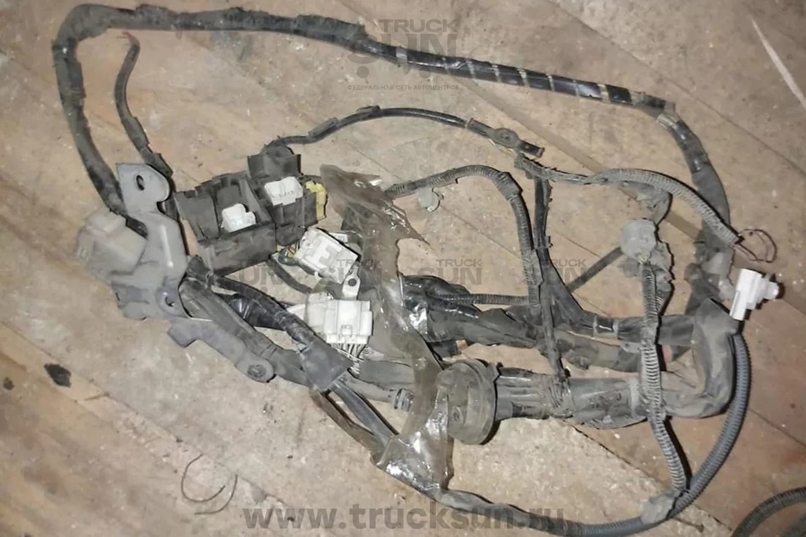 Проводка кабины HINO300 евро4 (82129-37Y00) Б/У, изображение 5 из 5