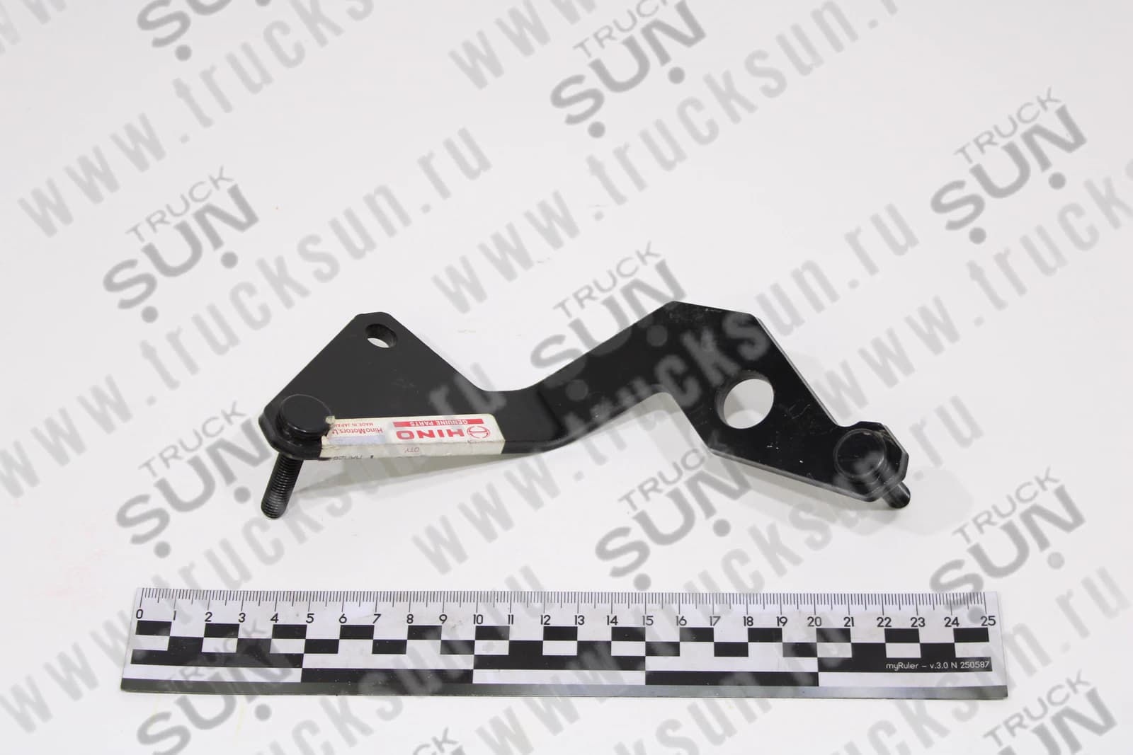 Кронштейн КПП HINO700 (S4738-51681), изображение 2 из 2