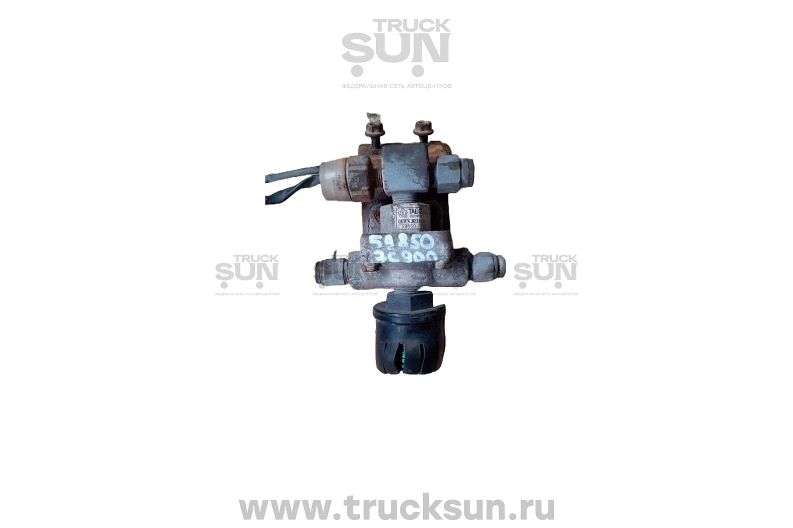 Клапан пневмосистемы тормозов D6GA HD120 Б/У, изображение 1 из 3