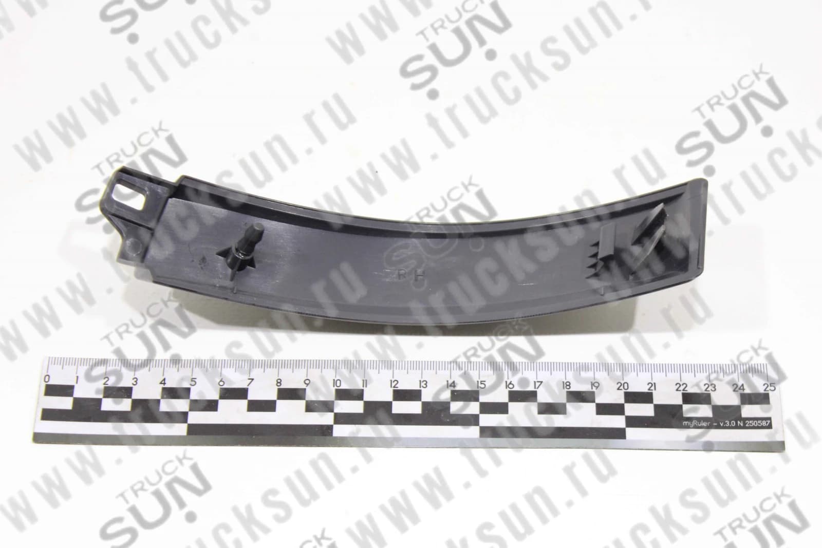 Панель капота черная пластиковая RH HINO300 Евро3 у/к / ш/к (53921-25010,25011,TY05-03G0-01,ST-TY68-093M-1), изображение 3 из 3