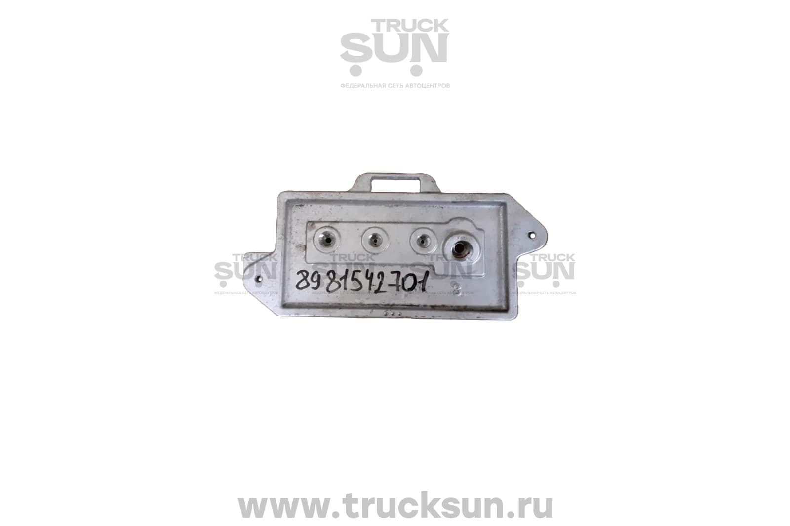 Переходная пластина тормозных трубок NPR 75 (8981542701) Б/У, изображение 1 из 3