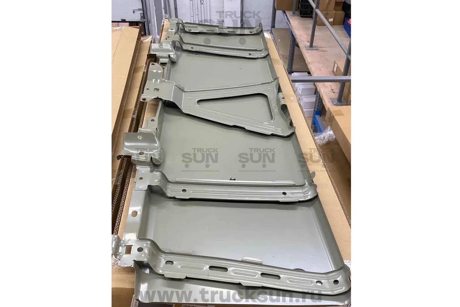 Капот FR NPR75/NQR90, изображение 3 из 4