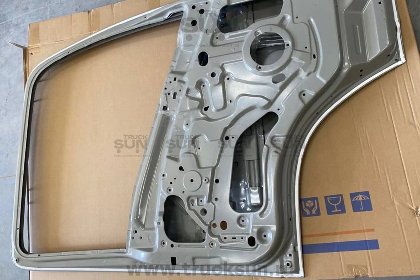 Дверь LH FVR34/FSR90, изображение 4 из 7